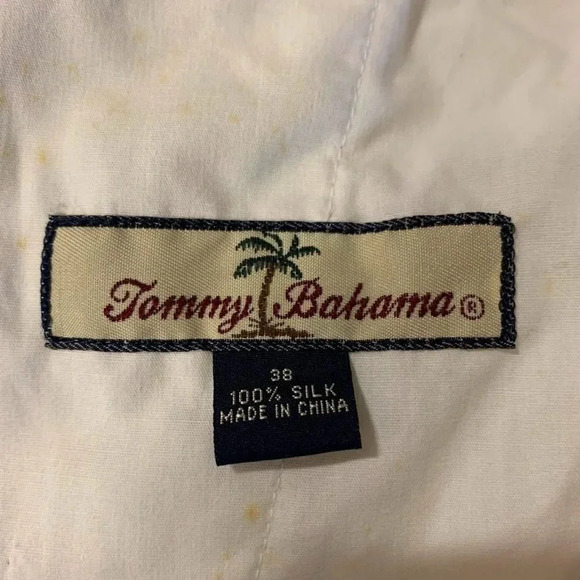 Tommy Bahama Men's Gambler Pleated 8" Inseam Silk Solid Shorts Size 38 - Picture 7 of 12